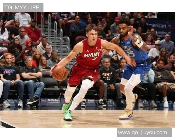 吧友评选揭晓NBA新赛季第五分卫希罗当选其他四位均为13顺位选手 吧友评选揭晓NBA新赛季第五分卫希罗当选其他四位均为13顺位选手