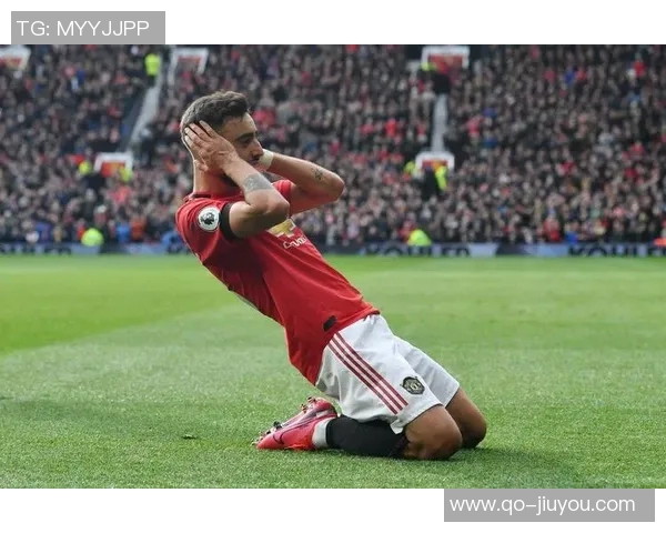 舍伍德指出戈麦斯抬脚过高应被红牌罚下前英超裁判对此表示认同