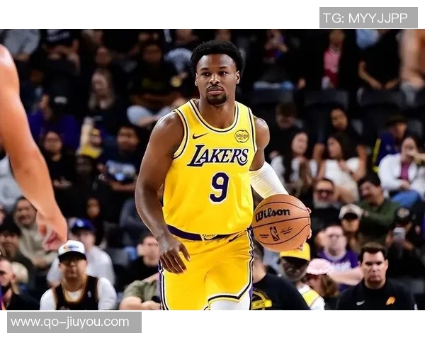 布朗尼G联盟首秀表现出色贡献15分4板8助蒂耶罗同样精彩砍下19分4板