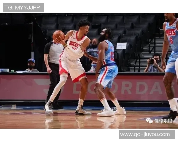 狄龙幽默回应总经理期望称下场比赛要抢回十个篮板